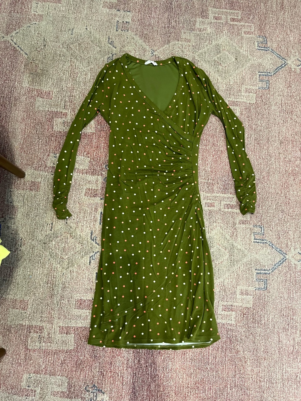 Kettlewell faux wrap jersey knit polka dot v neck long sleeve midi dress medium